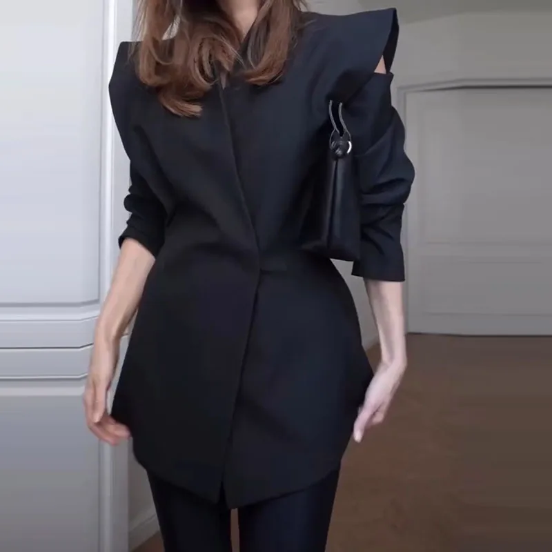 

2025 Lady Elegant Lapel Button Outwear Simple Temperament Long Sleeved Women's Jacket Casual Autumn Winter Commuting Loose Coat