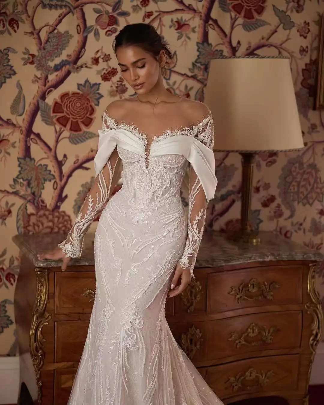 Luxury Detachable Satin Overskirt Mermaid Wedding Dress Off Shoulder Lace Bridal Gown Corset Back Custom Made