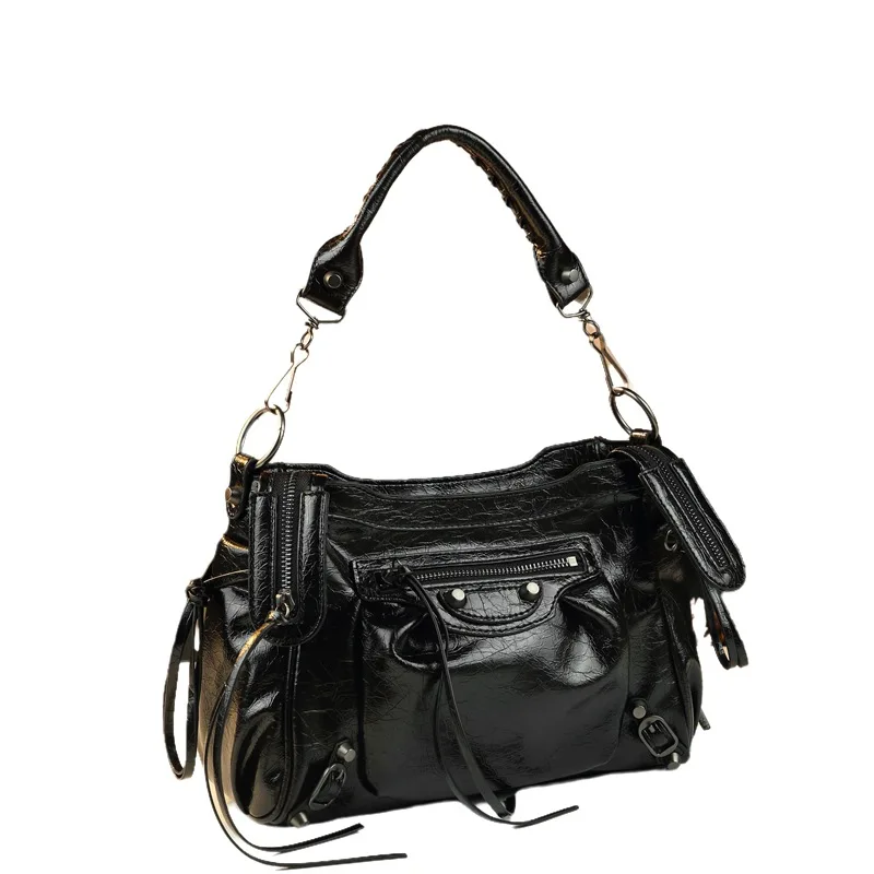 Vintage versatile unisex large-capacity multi-pocket crossbody bag 2026 new style hot girl biker bag single shoulder handbag
