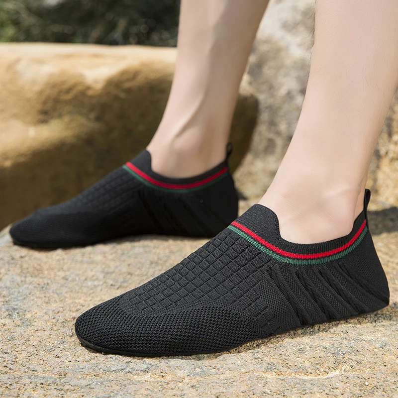 

Unisex Beach Water Shoes Quick-Drying Swimming Aqua Shoes Seaside Slippers Surf Upstream Light Sports Water Shoes Fitness Sneake