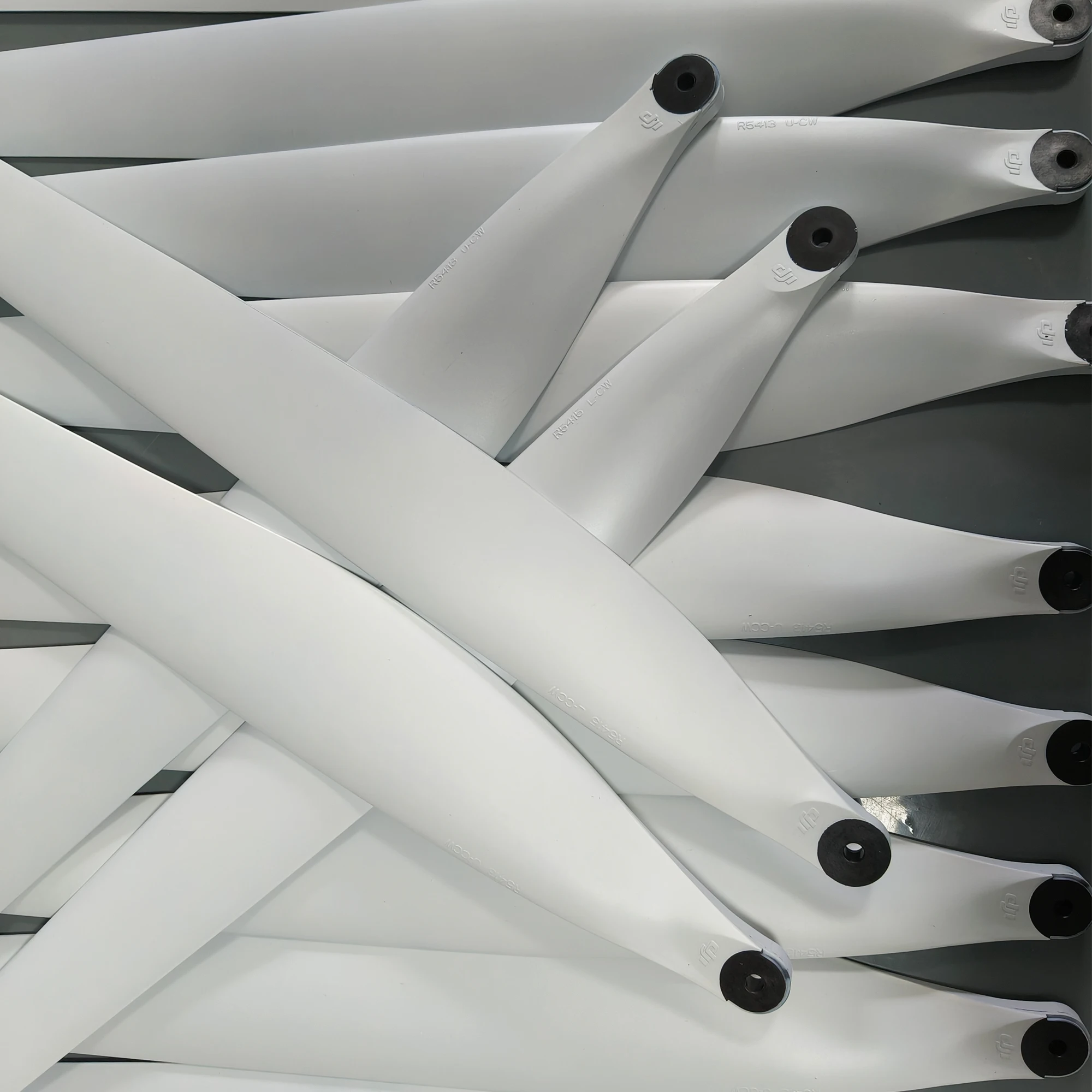 1-coppia-eliche-per-dji-agras-t40-t50-t20p-in-fibra-di-carbonio-5413-5415-cw-ccw-lama-per-pianta-agricola-drone-accessorio-originale