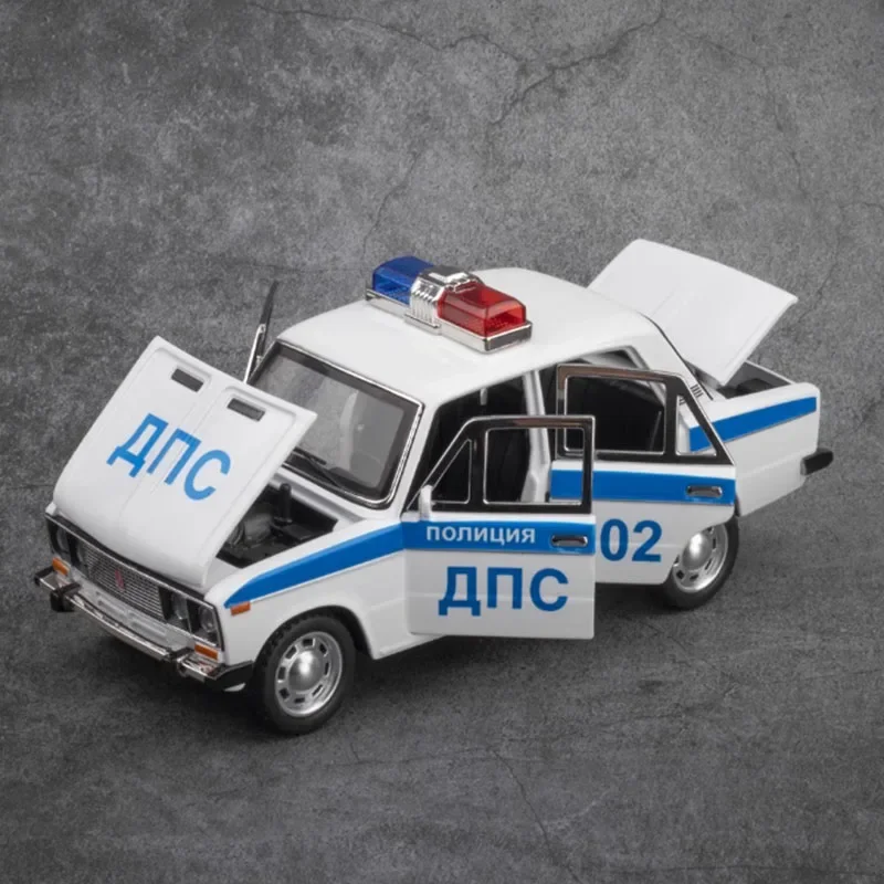 

Diecast 1/24 Former Lada 2106 Soviet Police Alloy Car Model Classics Adult Souvenir Gift Hobby & Toys