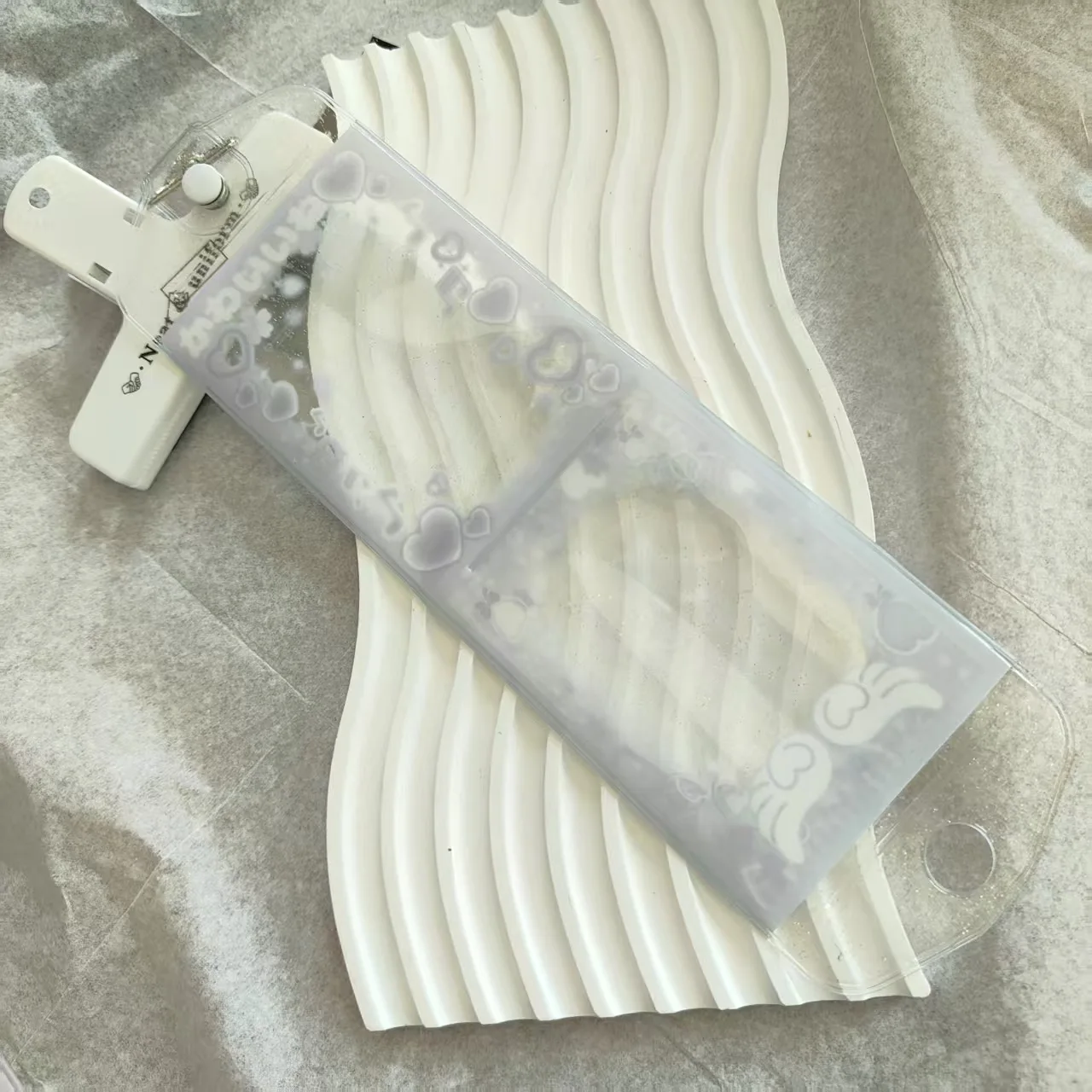 حامل بطاقات بسيط مزدوج الجوانب متعدد الجيوب مقاس 3 بوصات مع مشبك جراد البحر لمعرف الصور #6