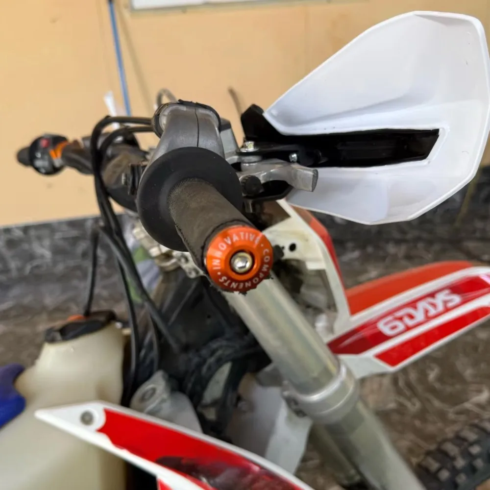 

For SHERCO SE125 SE250 SE300 SEF250 SEF300 SE SEF SEF-R 125 250 300 450 SE-F SE-R Handlebars Grips Ends Bar Ends Handlebar Caps