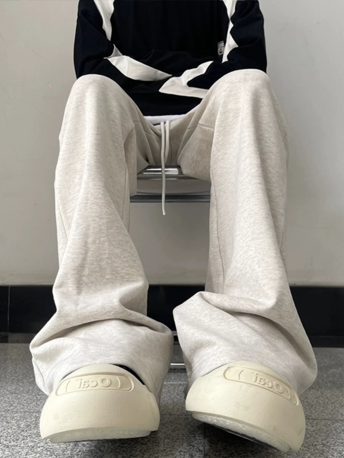 

Модные свободные широкие джинсы для мальчиков-подростков, повседневные брюки Bell Bot, длинные прямые свободные мужские брюки в американском стиле ретро, мужские брюки...