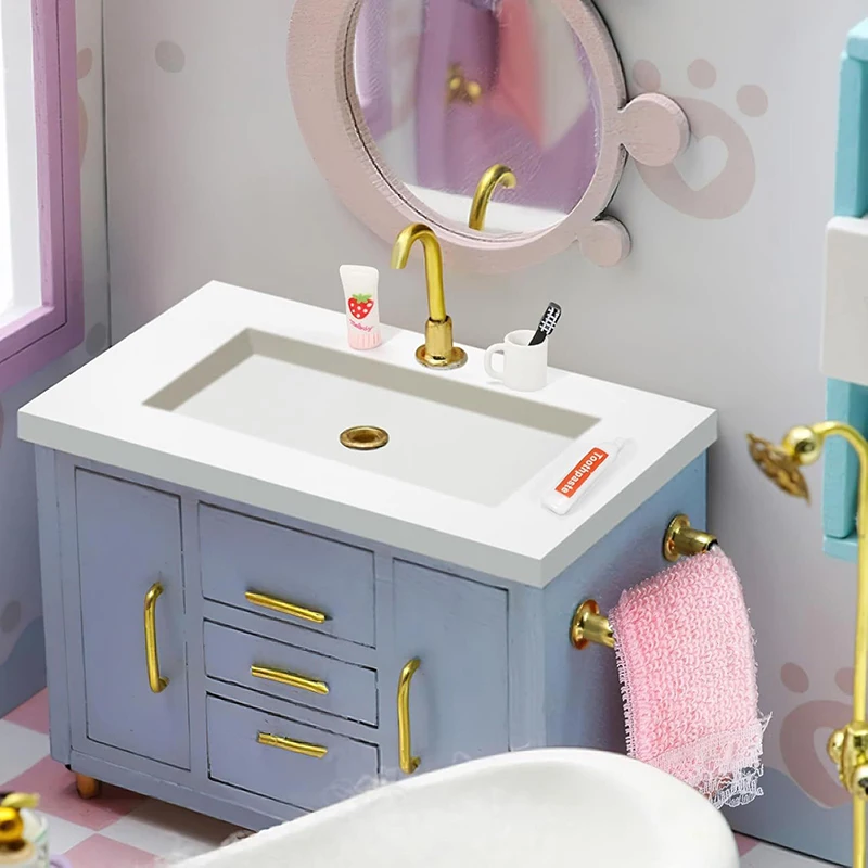 ドールハウスミニチュア実用的なバスルームアクセサリーヘアドライヤーミラーモデルキット子供のおもちゃミニバスルームドレッシングツールアクセサリー