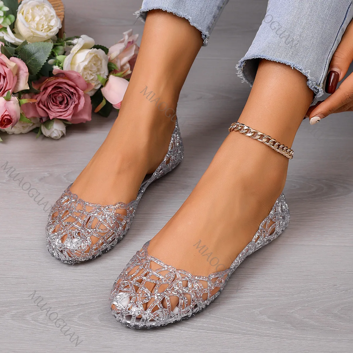 sandalias-femininas-de-verao-estilo-jelly-sola-plana-cristal-vazadas-slip-on-boca-rasa-estilo-romano-calcados-casuais-de-praia-sandalias-baixas-para-atividades-ao-ar-livre