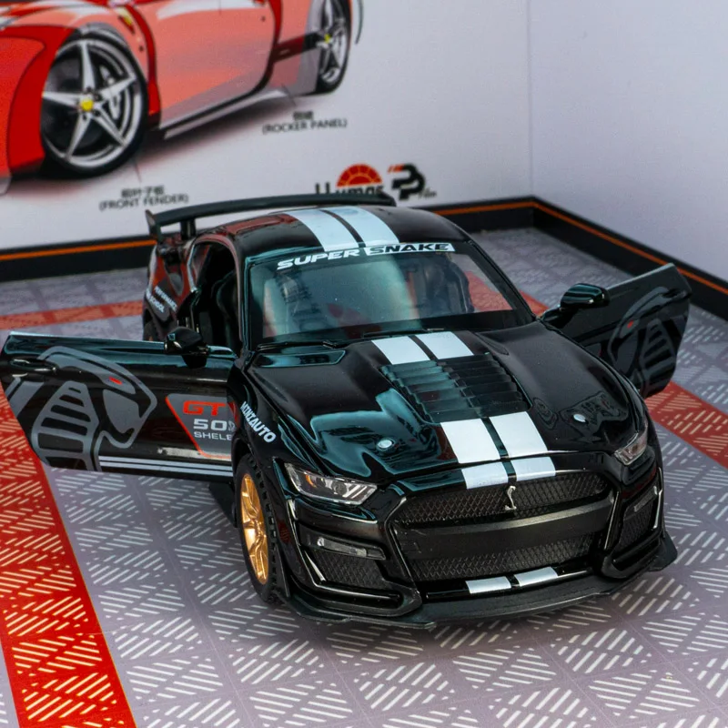 Modelo de coche de aleación Ford Mustang GT500 a escala 1:32, puertas y capó del motor se pueden abrir, rico en detalles, finamente elaborado.