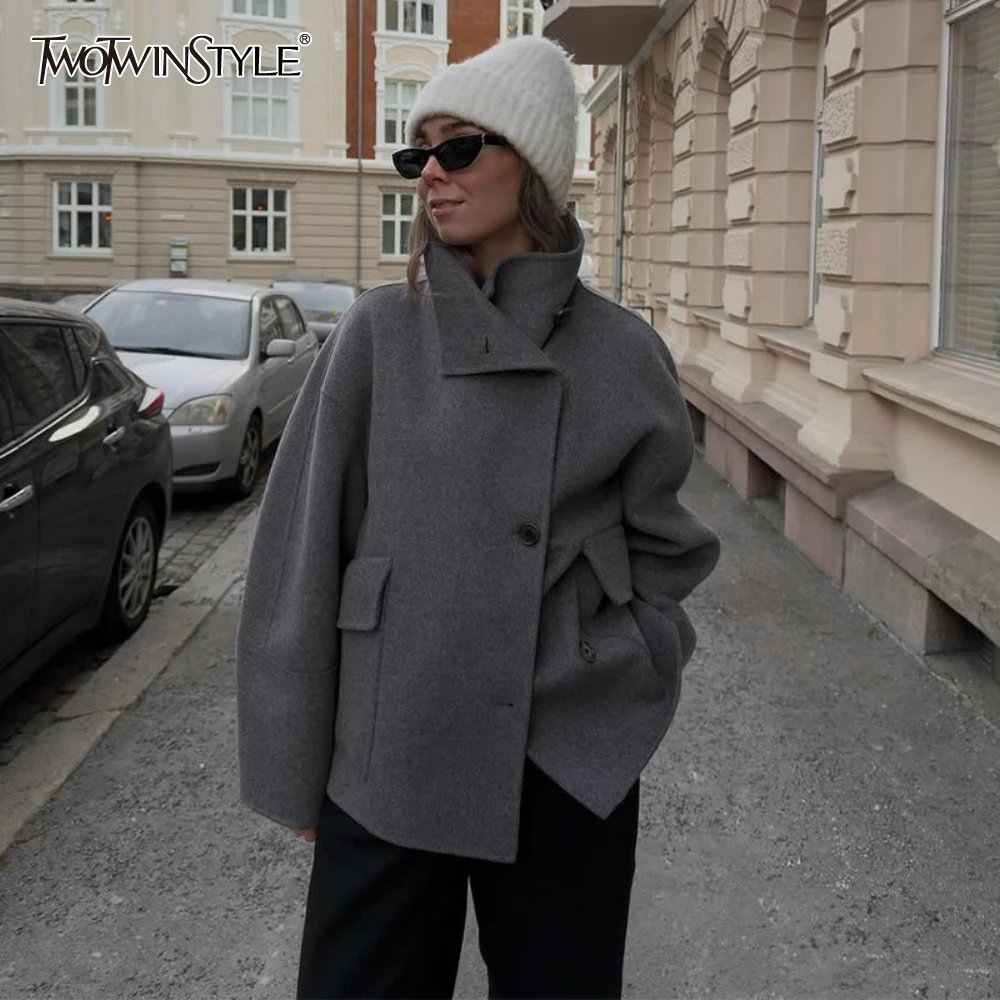 

TWOTWINSTYLE Solid Color Basis Coat for Women Stand Collar Long Sleevepatchwork Double Breasted Temperament Woolen Jacket Female