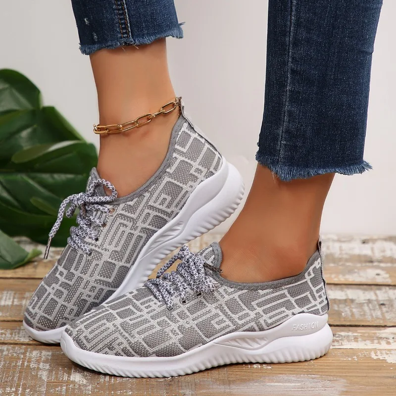 أحذية رياضية نسائية للجري مصممة كلاسيكية أحذية مفلكنة للخريف موضة جديدة خفيفة الوزن أحذية رياضية خارجية كاجوال للنساء #2
