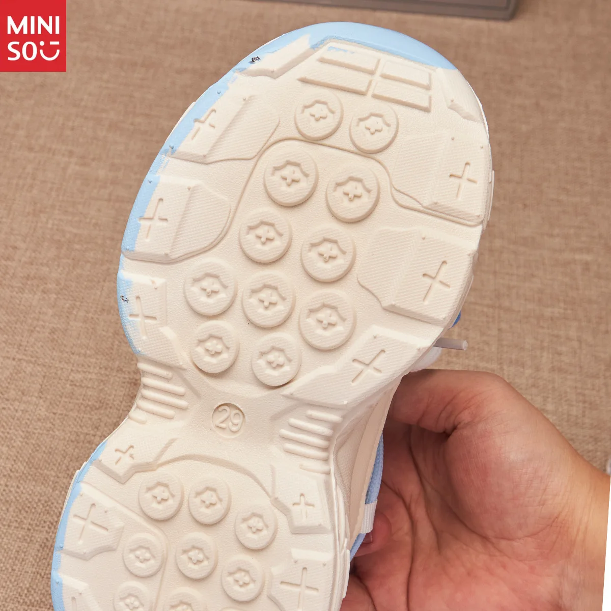 Miniso 2025 Dziewczęce Skórzane Buty typu Dad Shoes Cinnamoroll, Gruba Podeszwa Sznurowane Sneakersy Modne Miękkie Podeszwy dla Starszych Dzieci