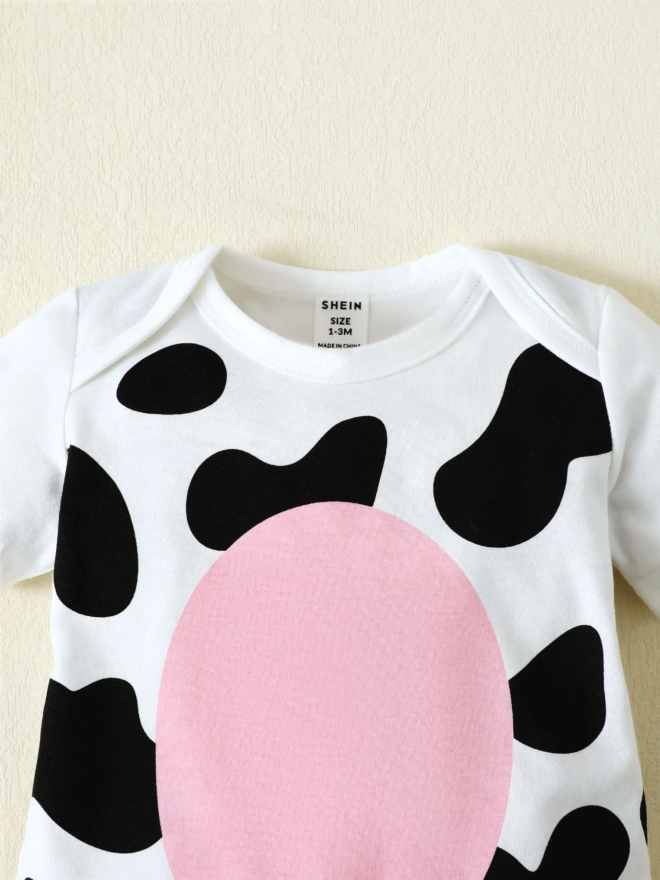 0-9 Monate Neugeborenes Baby Mädchen Body, süßer kleiner Milchkuh-Body und Mütze, 2-teiliges Set, geeignet für Babys, Mädchen, Sommer-Mode-Body – Detail 4