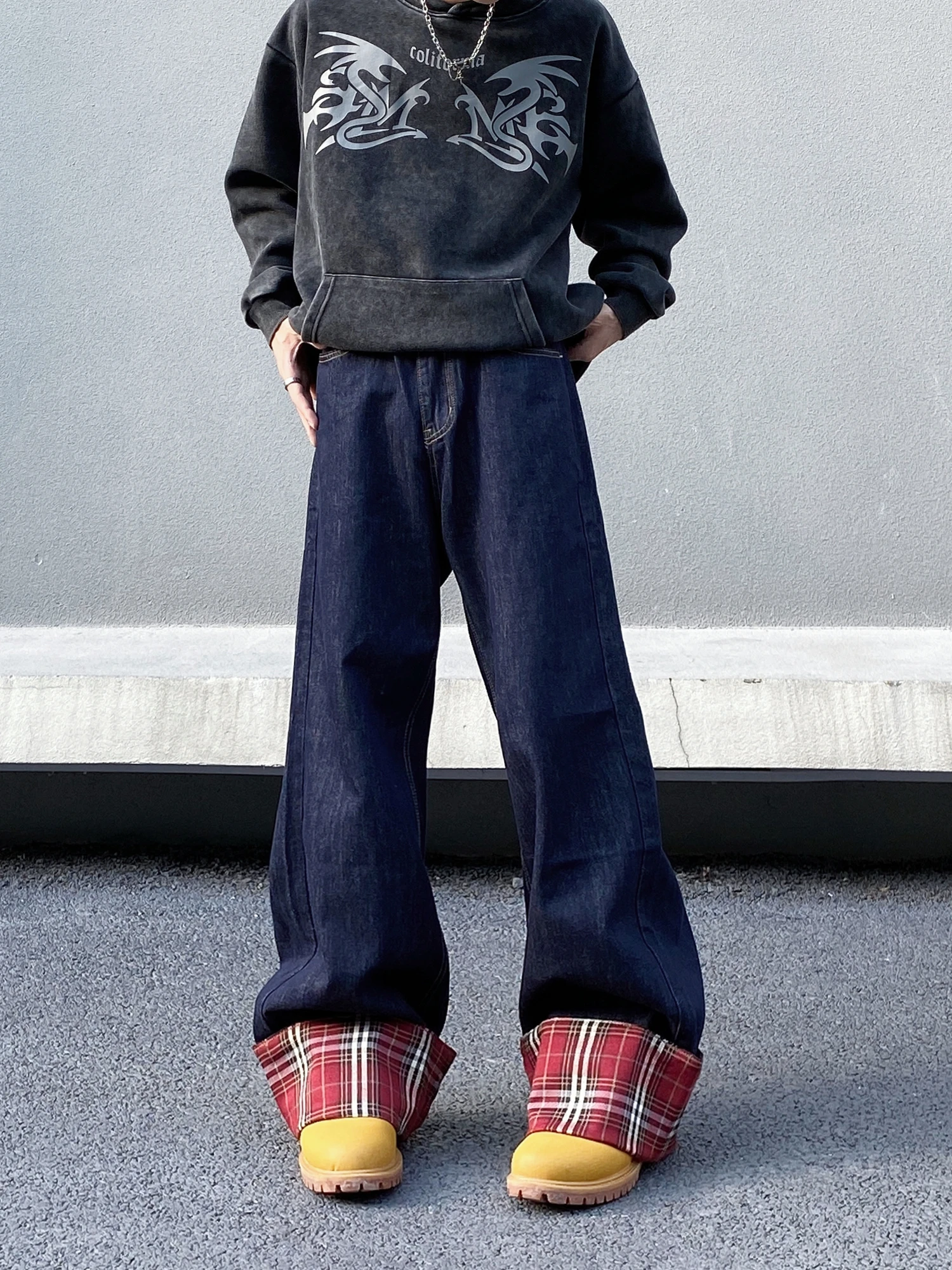 

Мужские джинсы в стиле ретро с цветными вставками, свободного кроя, прямые, широкие штанины, молодежные, модные, из хлопка и полиэстера...