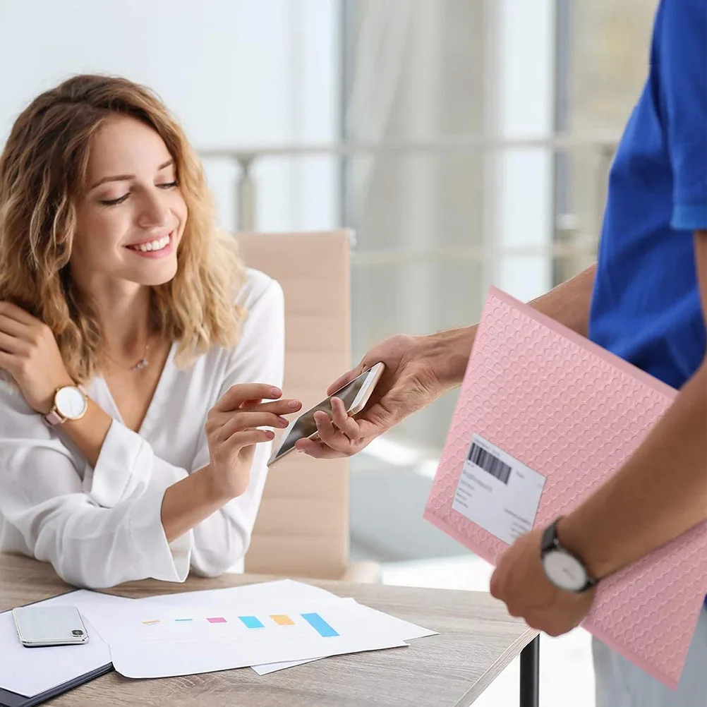 

25pcs Waterproof Envelope Bags Padded Self Seal Mailers Bubble Lined For Shipping Phones Cosmetics Jewelry Electronic Products