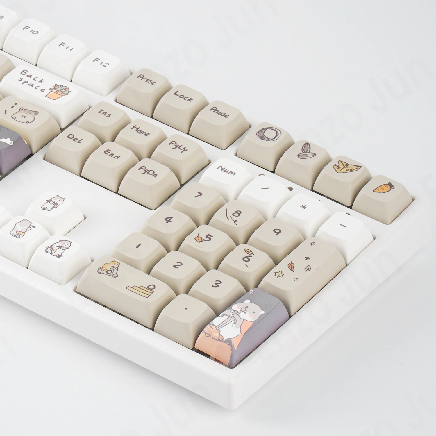 132 keys Cute squirrel Korean Keycaps PBT Dye Sublimation XDA Profile For MX Switch Fit 61/64/68/87/96/104/108 Keyboard Key caps