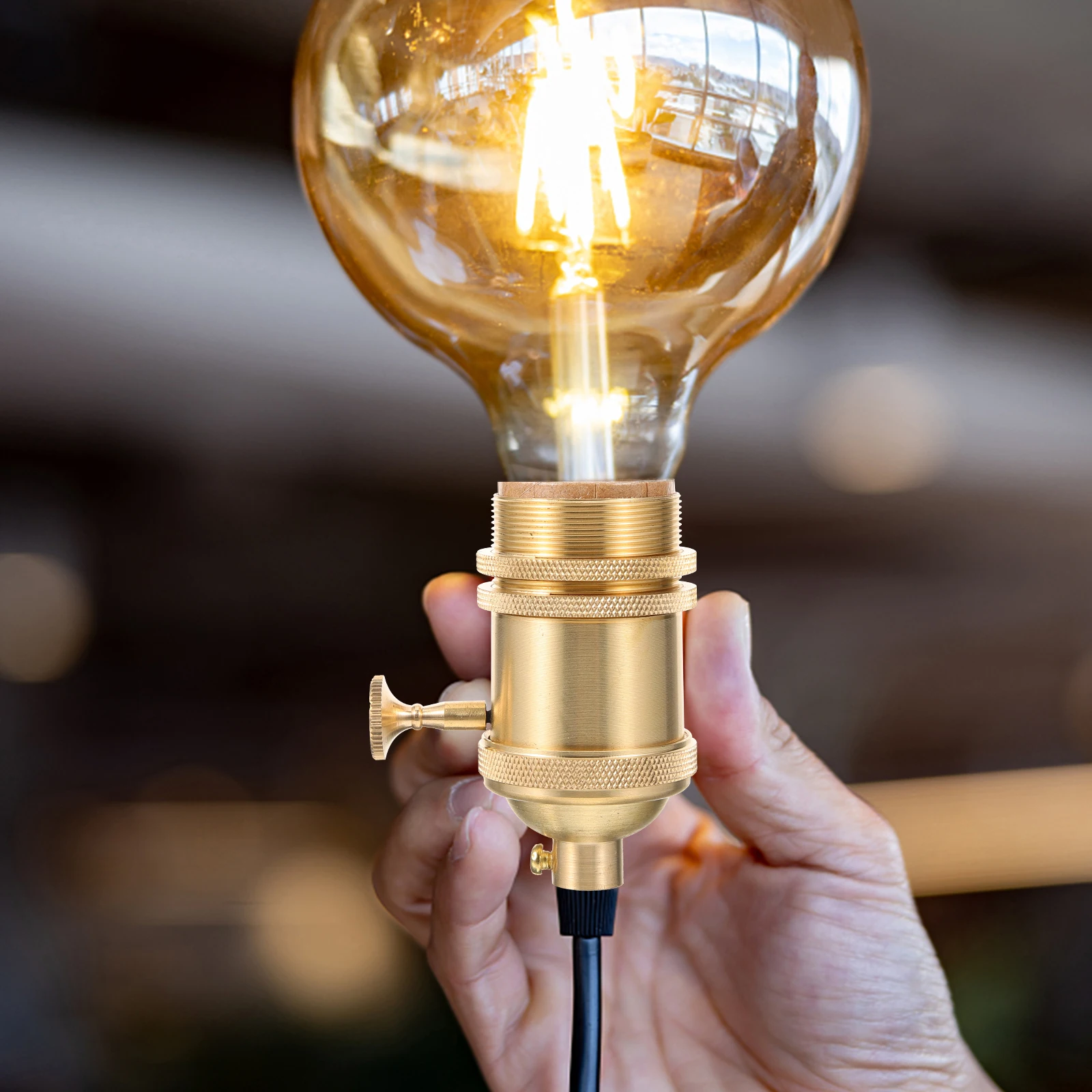 

Vintage Lamp Socket Retro Copper Screw-in Light Bulb Holder E26 E27 Turn Knob for DIY Fixtures Home Bar Bedroom Kitchen Living