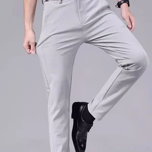 Pantolonun ilk 10 satışı ve gri, elbette-no. 1