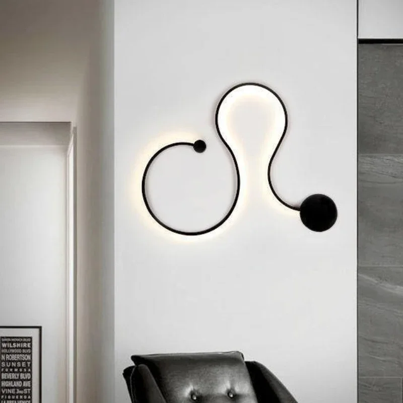 Wandlamp Post-Moderne Nordic Eenvoudige Creatieve Led-Verlichting Bed Woonkamer Decor Gang Trap Hal Lange Lijn Wandlamp