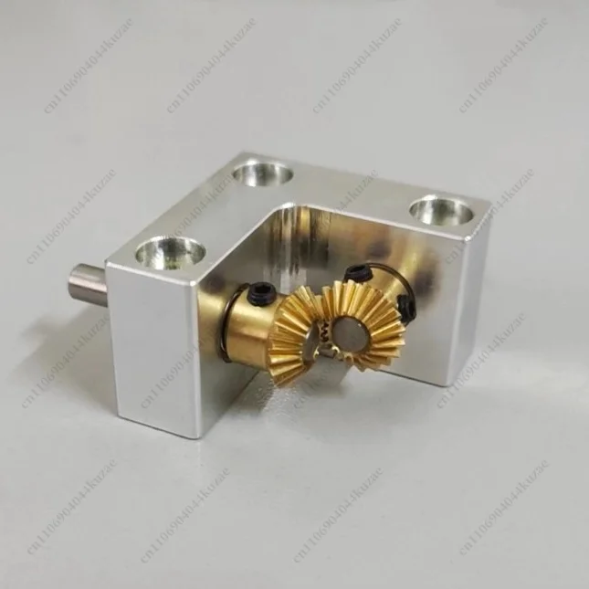 在庫あり-90個-°-ベベルギアボックス、1-1比の直角リバーサー、出力軸径4mm