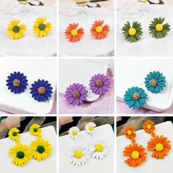 New Korean Fashion Daisy Hanging Earrings for Women Colorful Metal Drop Earrings Bloming Flower Ear Jewelry aretes de mujer