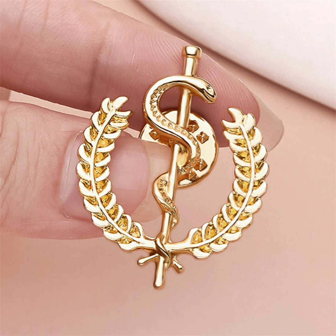 Caduceus Snake Stick Wheat Ear Pins Medicine Metal Brooch Delicate Gorgeous Jewelry Hat Coat Lapel Badge Doctor Nurse Gifts