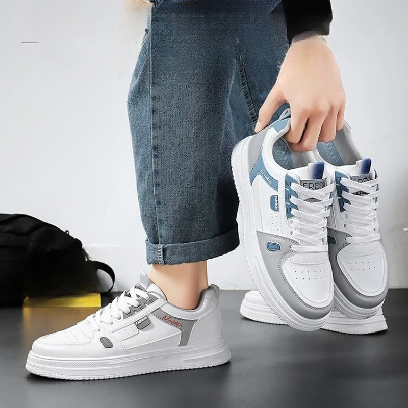 

New men's casual comfortable flat shoes fashionable versatile board shoes men's sports shoes minimalist sneakers