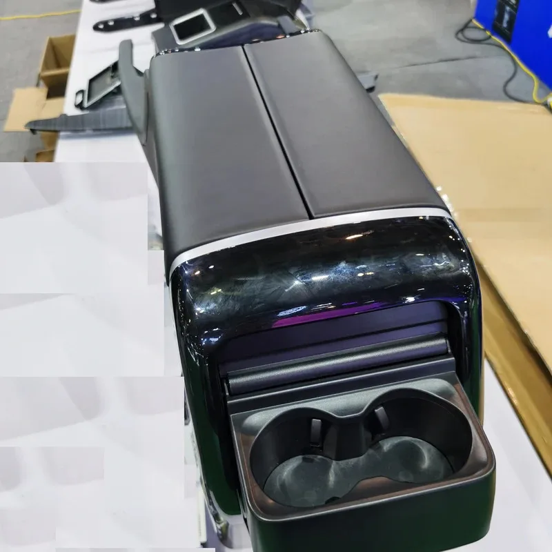 

Factory Hot Selling Wireless Charging Front Seat Luxury Car Armrest With Cup Holder Suitable For Vehicles