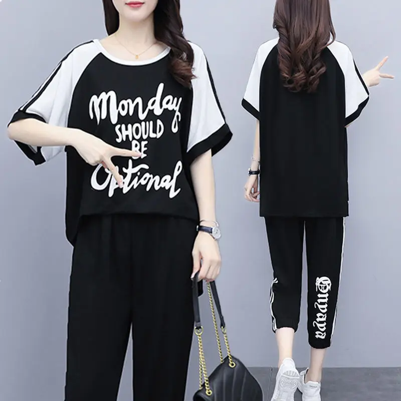 

Летний женский комплект больших размеров: модный, с буквенным принтом, стройнящий, из двух предметов, с коротким рукавом, круглым вырезом, повседневный, удобный