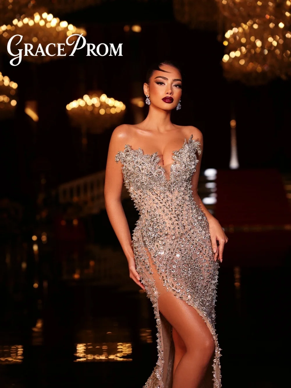 

GraceProm Glamorous Strapless Evening Dress 2026 High Slit Carpet Gown Stylish A-Line Floor-Length Party Gown robes de soirée