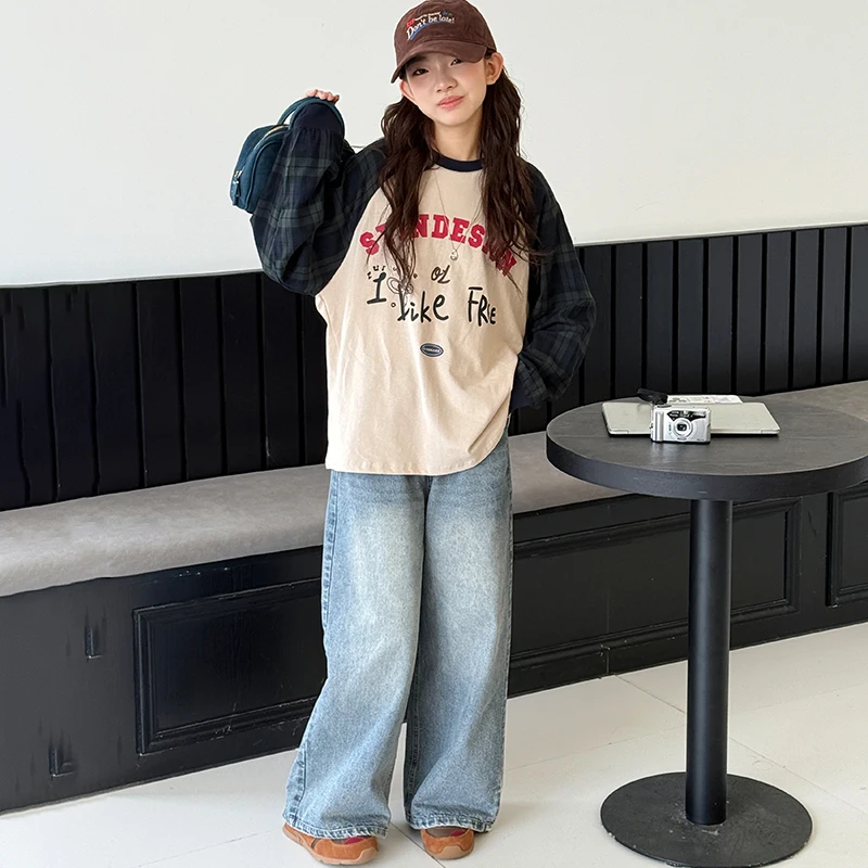 T-shirt a maniche lunghe da ragazza 2025 New Fall Kids Manica raglan Top Big Kids Autunno-Inverno Plaid Patchwork Strato base