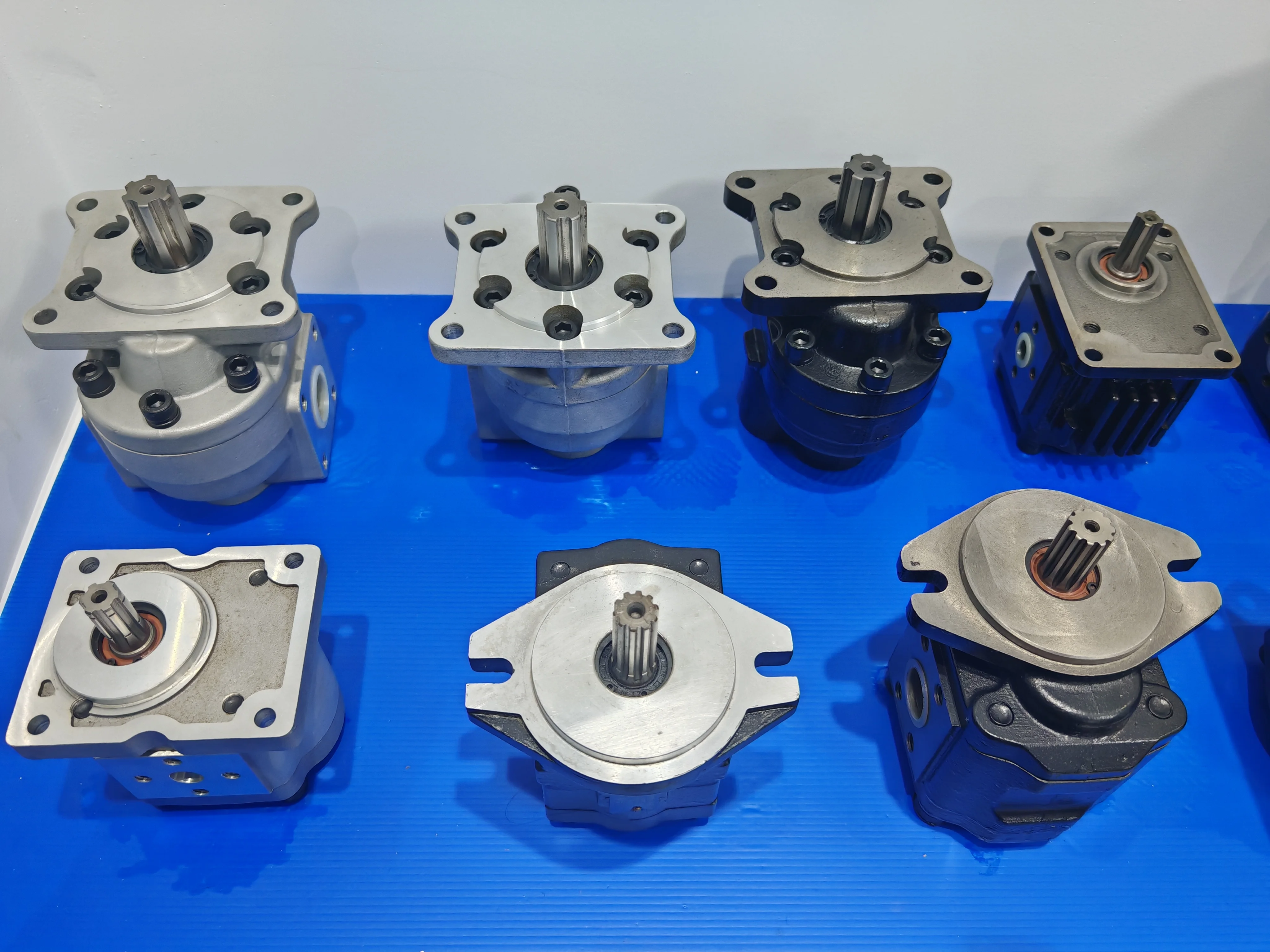 CHKJ-2025NEWВысокотемпературный насос гидравлического масляного шестерни OEM по индивидуальному заказу для колесного погрузчика FURUKAWA FL230 Экскаватор Пилотный насос