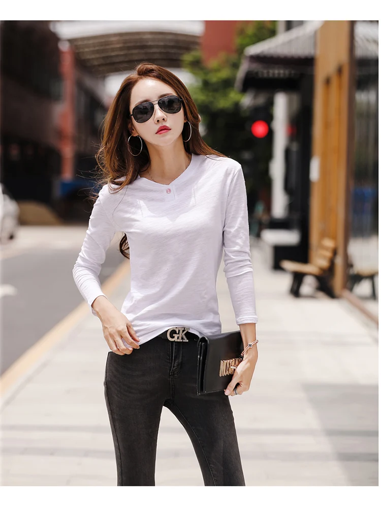 2026 Langarm Frühling Damen Slub-Baumwoll-T-Shirts mit Knöpfen, grüner V-Ausschnitt, einfarbiges T-Shirt, kaffeefarben, koreanische weiche, lockere Oberteile – Detail 18