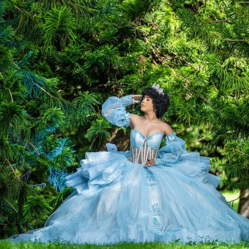 Aqua bleu Quinceanera robe hors épaule dentelle superposition cristal fleur décalcomanie longue queue robes de 15 Quinceanera ﻿ Personnaliser