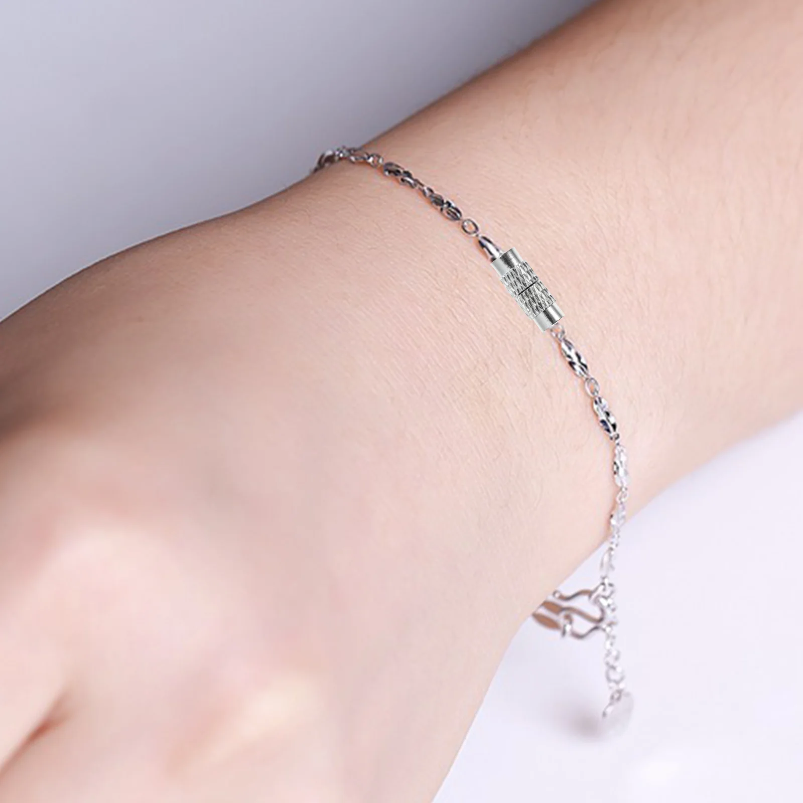 

30Pcs Brass Jewelry Screw Clasps Compact Durable Turnbuckles for Necklace Bracelet DIY Jewelry End Caps Connectors