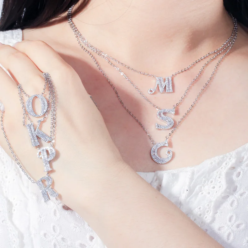 

26 English alphabet collarbone chain pendant, slightly inlaid zircon platinum-plated necklace, holiday gift.