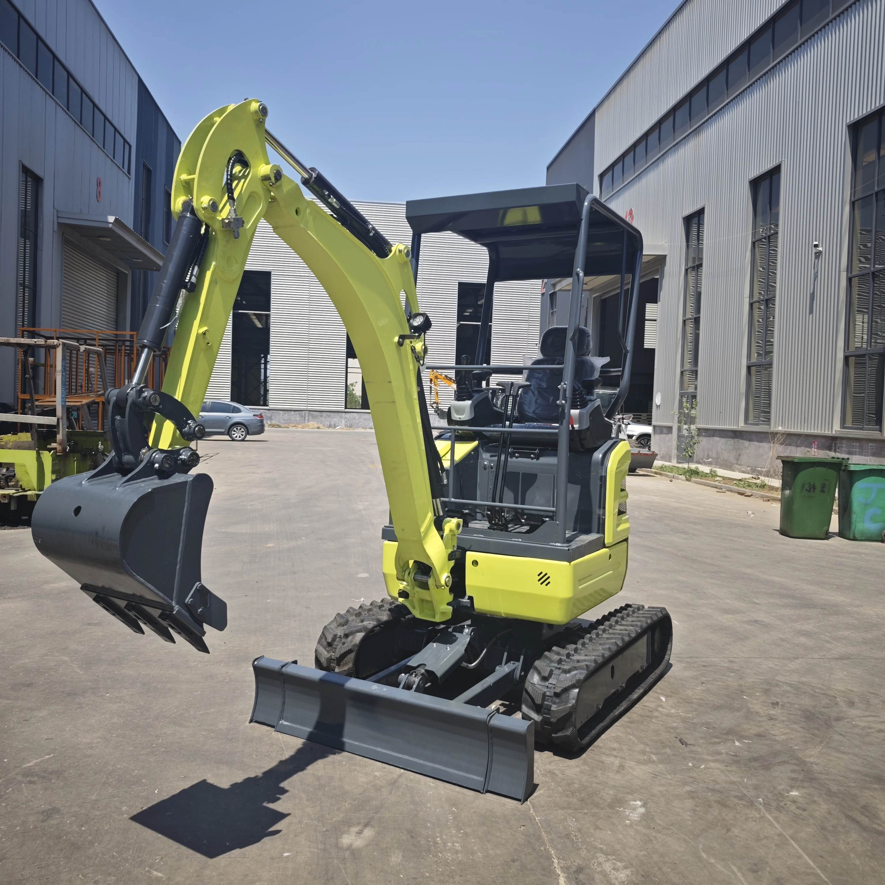 

Customized Earthmoving Machinery Mini Excavator, Agricultural Small Excavator, Crawler Excavator, Small Excavator with Tilt Buck