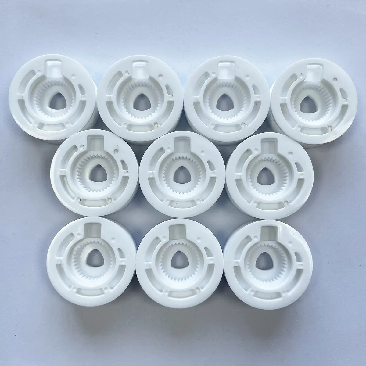 

10pcs For Dodge Nitro 2007-2011 68004818AA Window Regulator Wheel Repair Pulley Gear Front