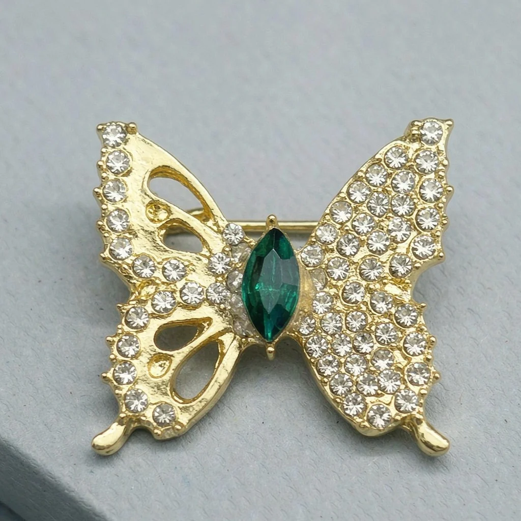 New DIY shoe upper metal badge, bow tie accessory, shoe accessory, metal buckle, bag accessory, shoe upper badge, badge, wedding guest brooch, niche brooch, French-style brooch, dating, couple, women's suit pin, metal lapel pin, suit lapel pin