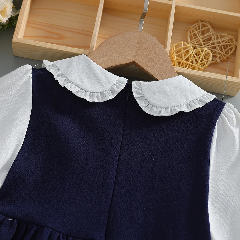 فستان للفتيات الصغيرات على طراز المدرسة باللون الأزرق الداكن والأبيض وياقة مكشكشة وأكمام طويلة للأطفال من عمر 2 إلى 6 سنوات