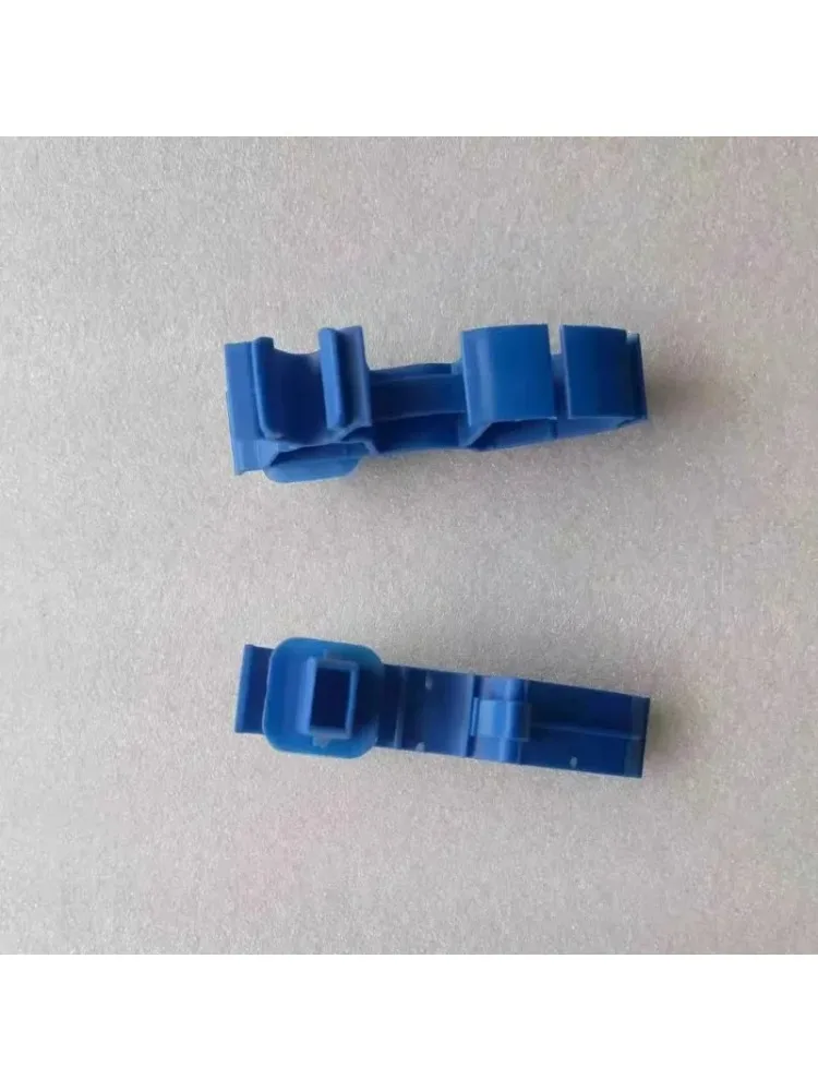 Clip de retenue de tapis de plinthe à pression de seuil automobile, 2 pièces pour Peugeot 408 308S 308 4008 5008, flambant neuf