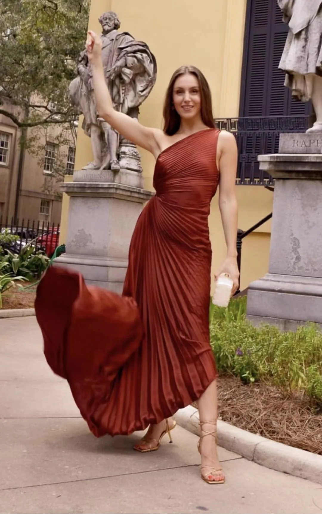 

Women Oblique Shoulder Sexy Hollow Out Waist Pleated Irregular Hem Maxi Party Wear Dress