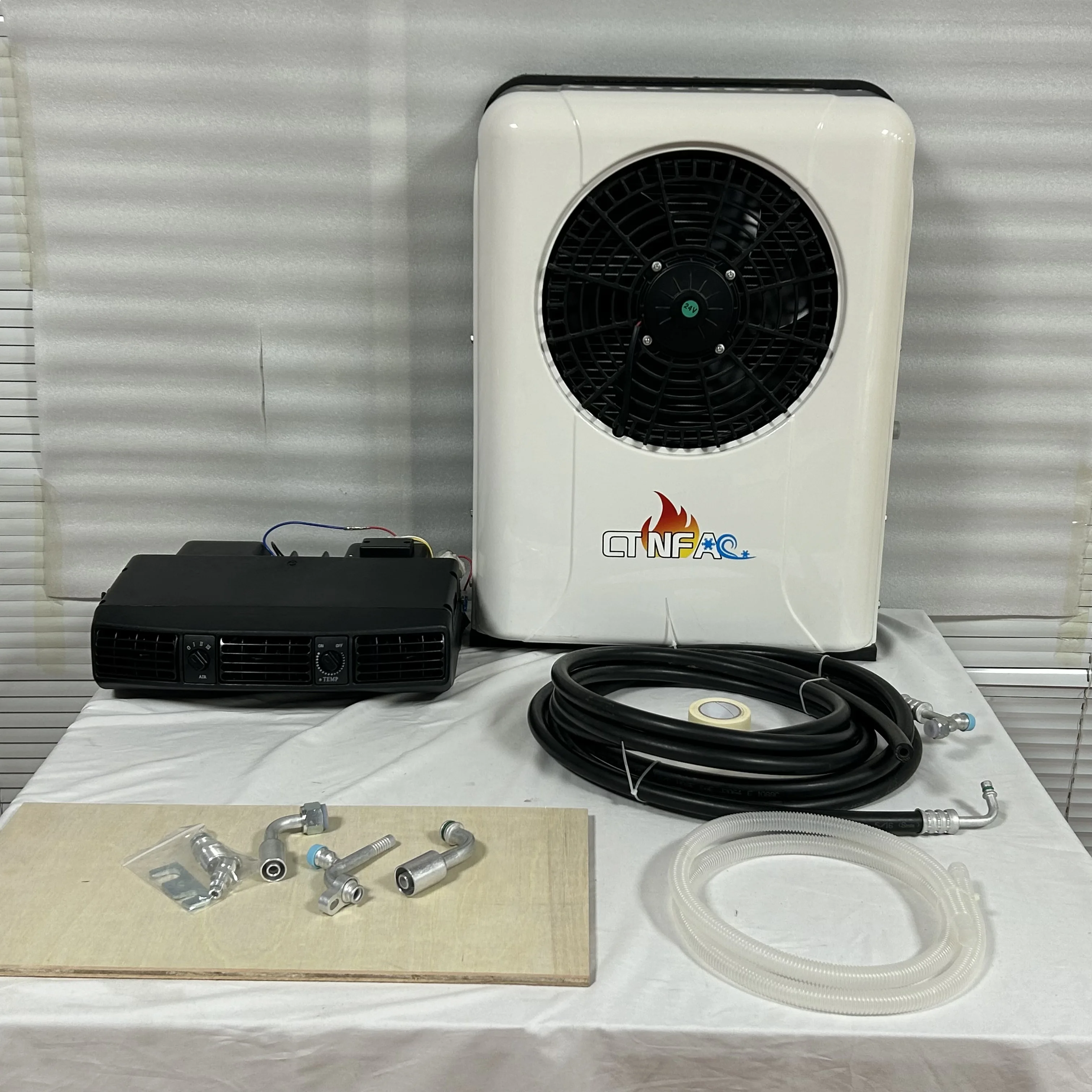 

Car Camper Van Conversion Kits Universal RV air Conditioning 12v Truck air Conditioner