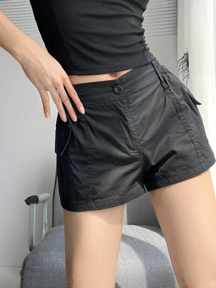 2024 Summer New Casual Pocket Workwear Shorts for Women Slimming and Versatile Sports and Fitness Hot Pants