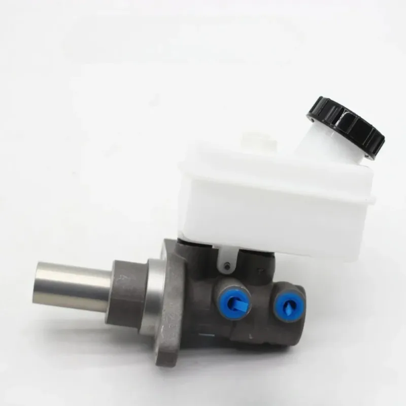 

1PC C00094495 Brake Master Cylinder Pump Oil Pot Vacuum Pumps Automotive Accessories for Maxus V80