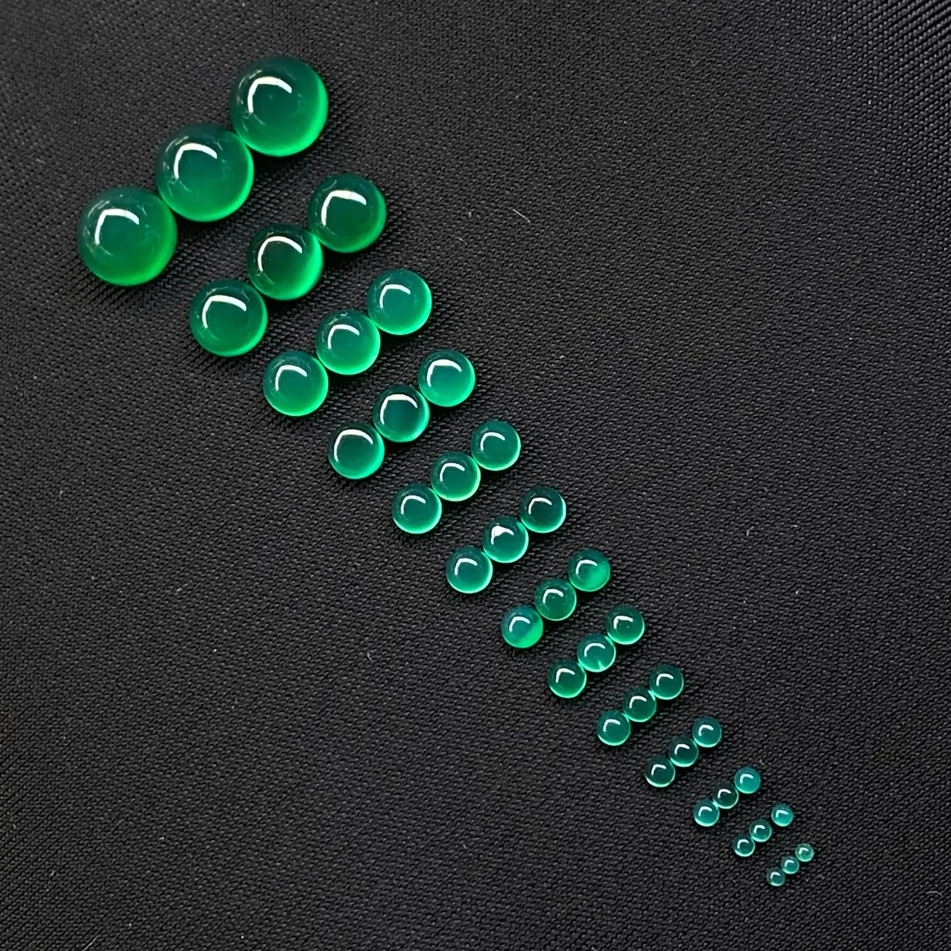 

1mm-12mm Green Agate Stone Flat Round Cabochon Agate Natural Gemstone