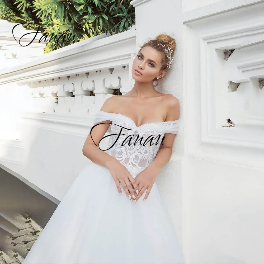 Dostosowana suknia ślubna Sweetheart Off-The Shoulder Backless Lace Appliques A-Line Bridal Gown robe soirée mariage Свадебное