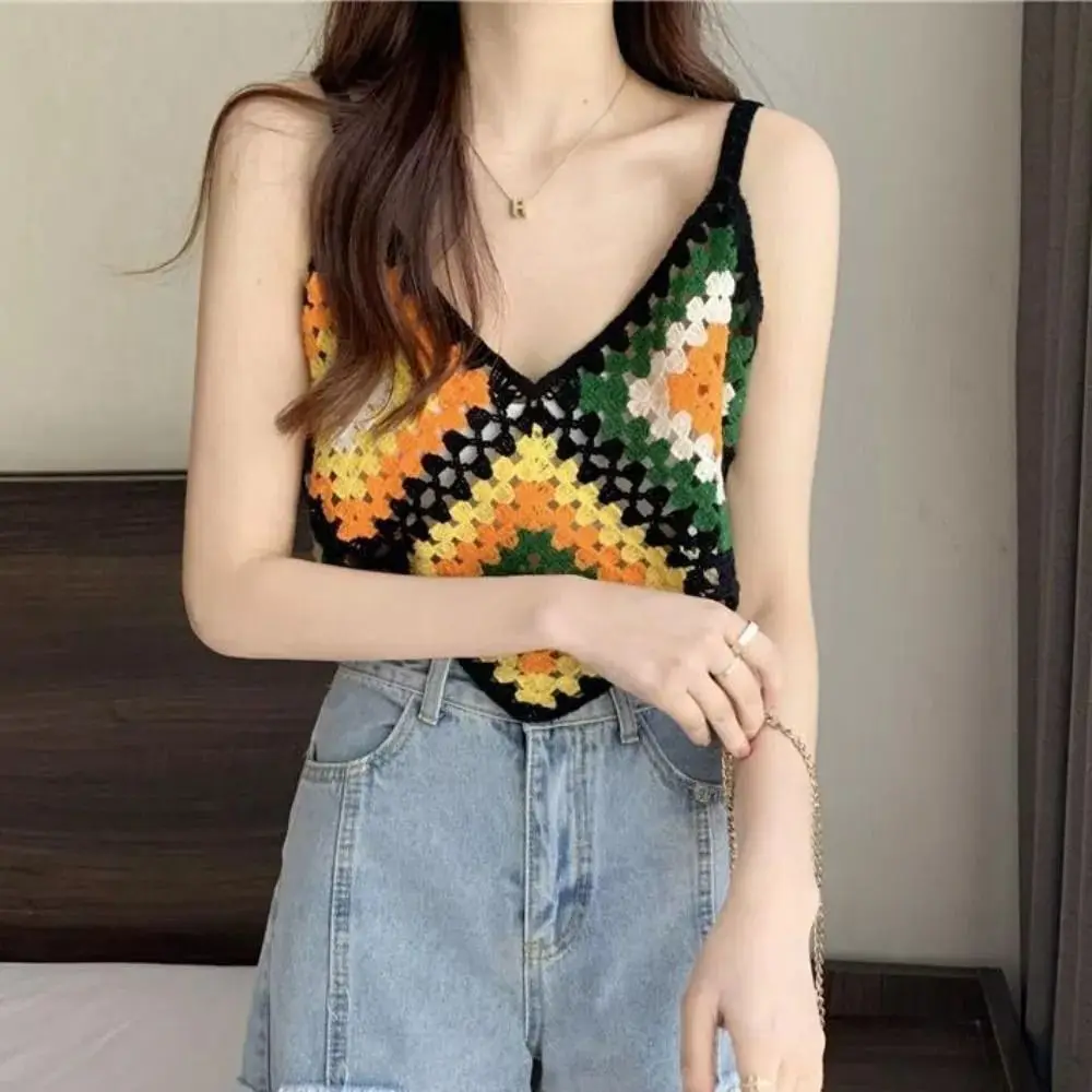 High-quality V-Neck Crop Tops Sleeveless Crochet Knitted Camisoles Hollow Bikini Tanks