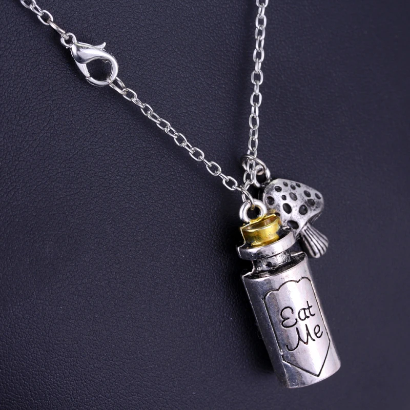 Alice in Wonderland Vintage Silver Pendant Necklace Medicine Bottles Metal Necklace for Women Charm Jewelry Accessories Toy Gift