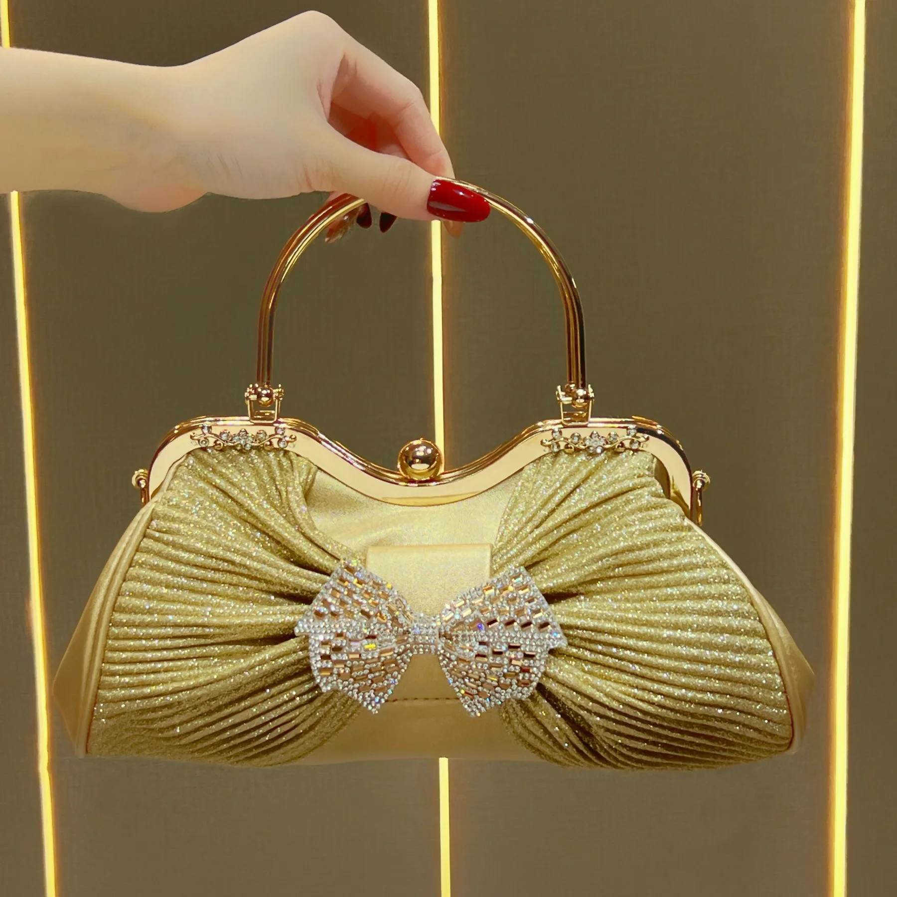 New light luxury high-end sense exquisite diamond-encrusted bow handbag versatile shiny temperament dinner bag