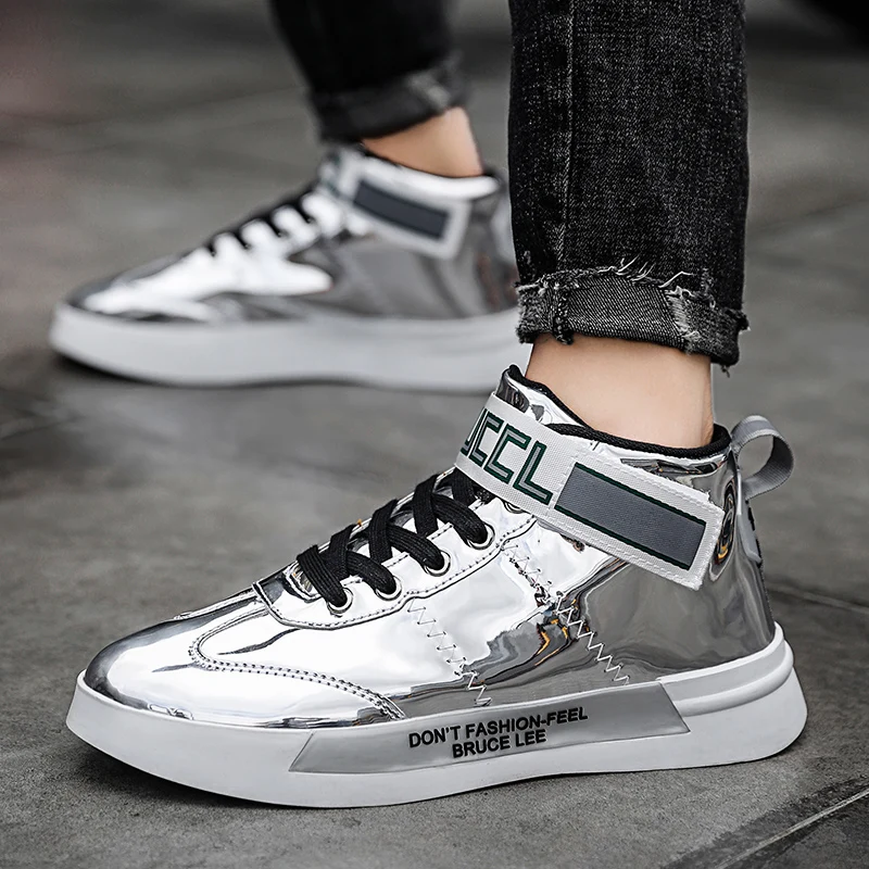 

2022 Men Sneakers Gold Glitter Spring Autumn Shinny Bling New Fashion Casual Shoes Male Flat Outdoor Glossy PU Leather Footwears